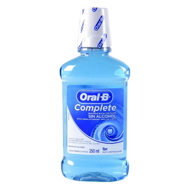 Oral B Complete Enjuague Bucal 250ml
